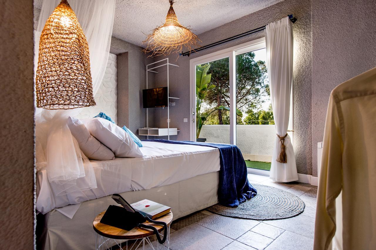 Boutique Hotel Capo Blu Santa Margherita di Pula Exteriör bild