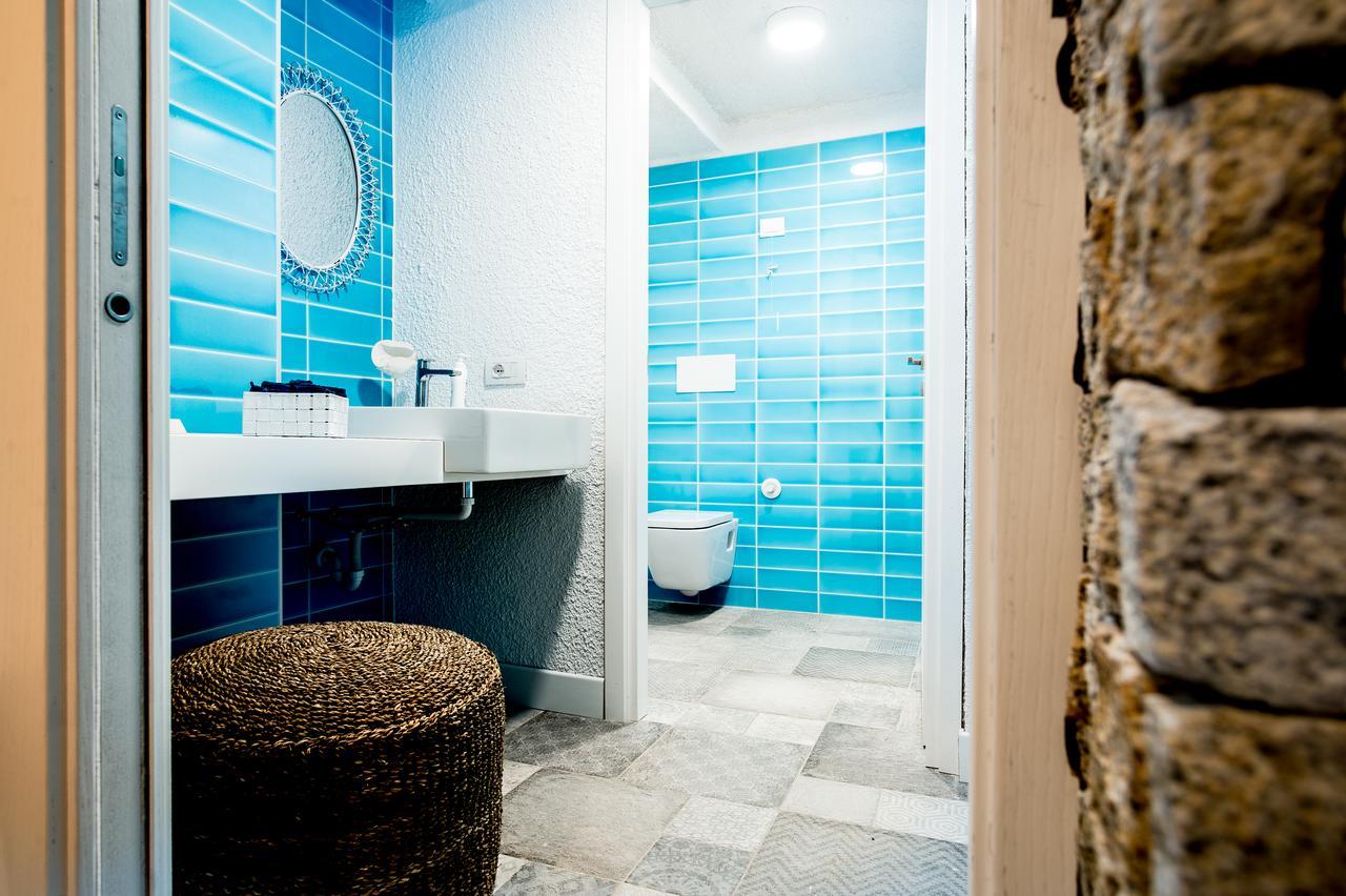 Boutique Hotel Capo Blu Santa Margherita di Pula Exteriör bild