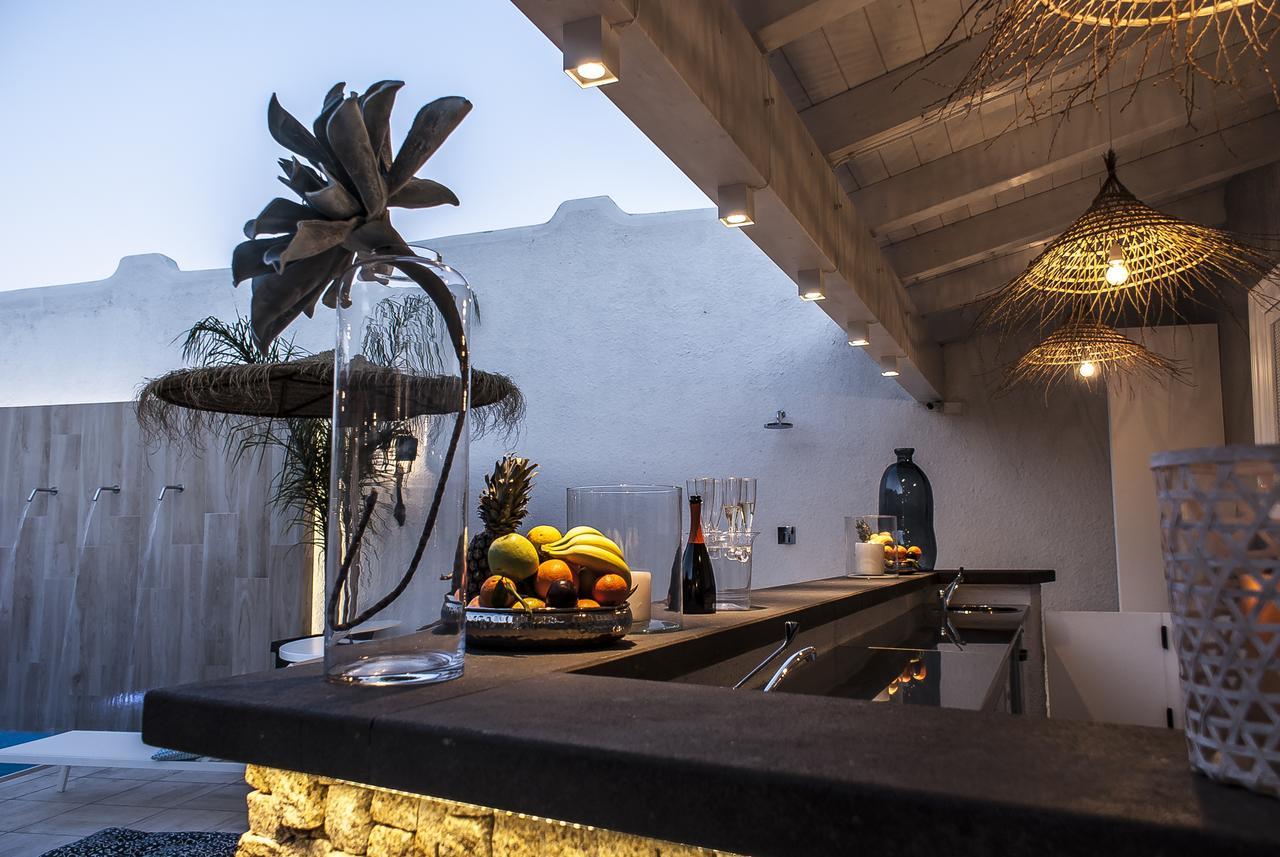 Boutique Hotel Capo Blu Santa Margherita di Pula Exteriör bild