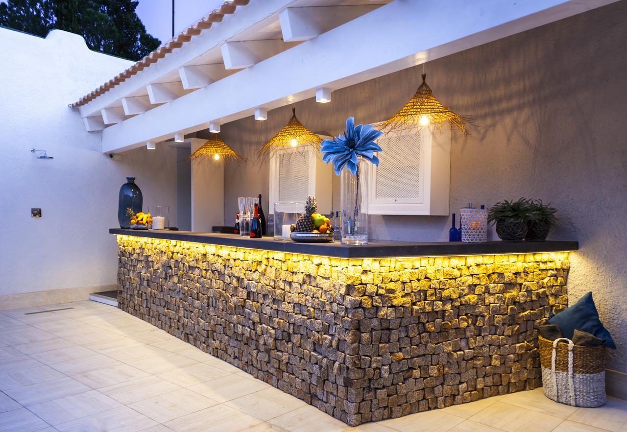 Boutique Hotel Capo Blu Santa Margherita di Pula Exteriör bild