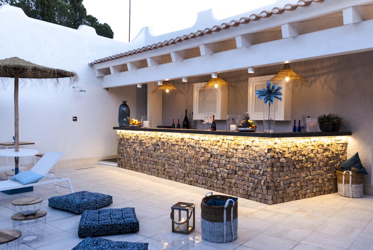 Boutique Hotel Capo Blu Santa Margherita di Pula Exteriör bild