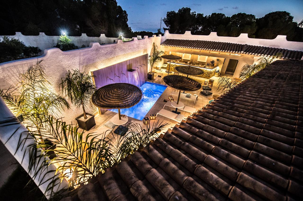 Boutique Hotel Capo Blu Santa Margherita di Pula Exteriör bild